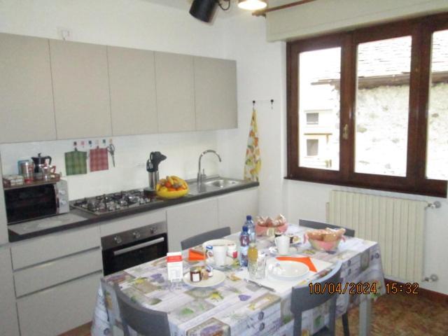 B & B Sentiero Valtellina Castello dell'Acqua ภายนอก รูปภาพ